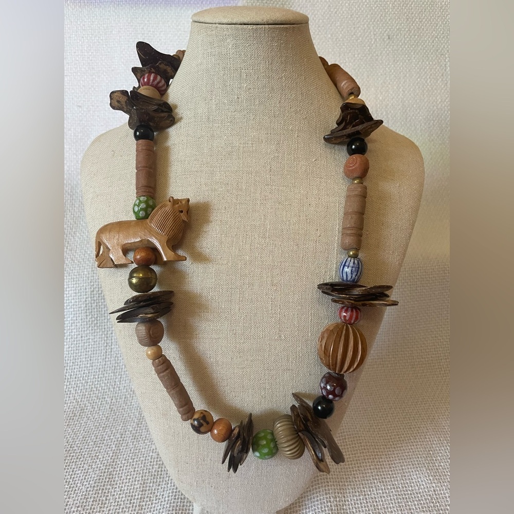 Unique Beaded Necklace with Lion Pendant - Picture 4 of 6